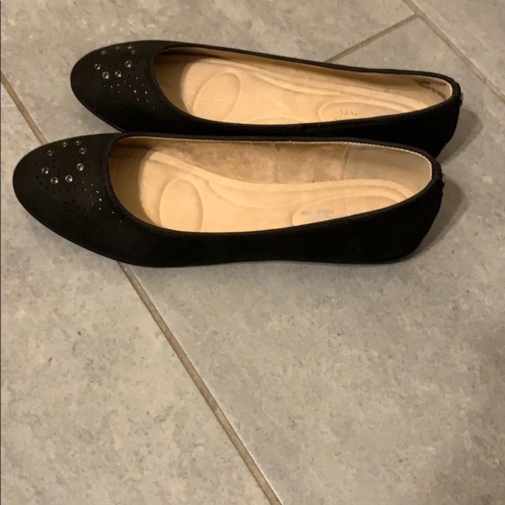 Gloria Vanderbilt Black Flats